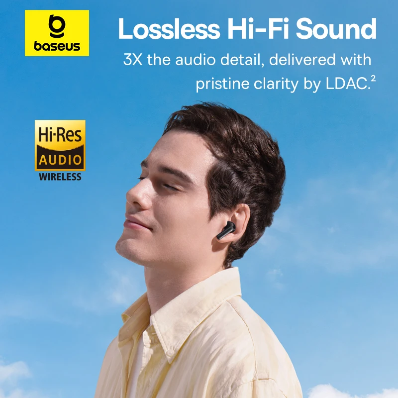 Utilizador a usar os Baseus EP10 Pro ANC com suporte LDAC e certificação Hi-Res Audio